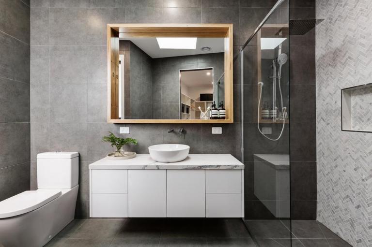 Rénovation sanitaire à Tauxigny, étapes et conseils d'expert